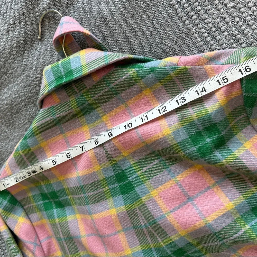 Vintage 100% wool lightweight plaid belted trench coat — truly one of a kind! - Picture 13 of 15